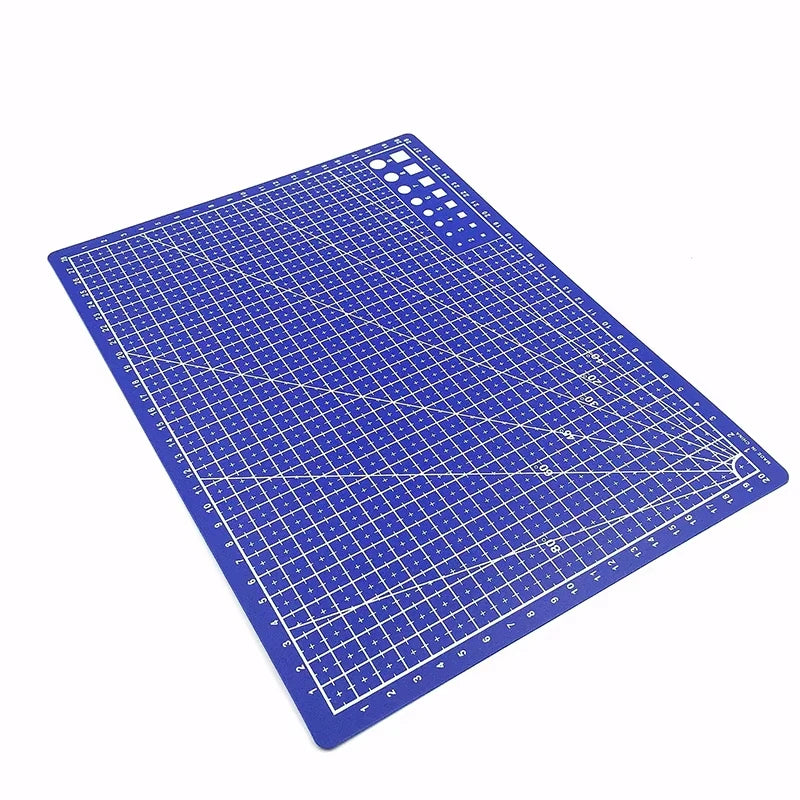 Durable A3 / A4 / A5 Multifunctional Cutting Mat Diy Handicraft Art Engraving Board Paper Carving Pad High Elasticity Toughness